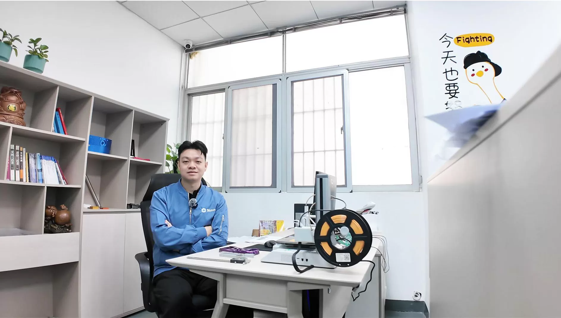 A project manager who can help you optimize your design, reduce costs, and shorten delivery times